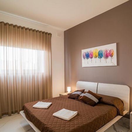 The Sea-Bank Villa Apartments Marsaskala Esterno foto