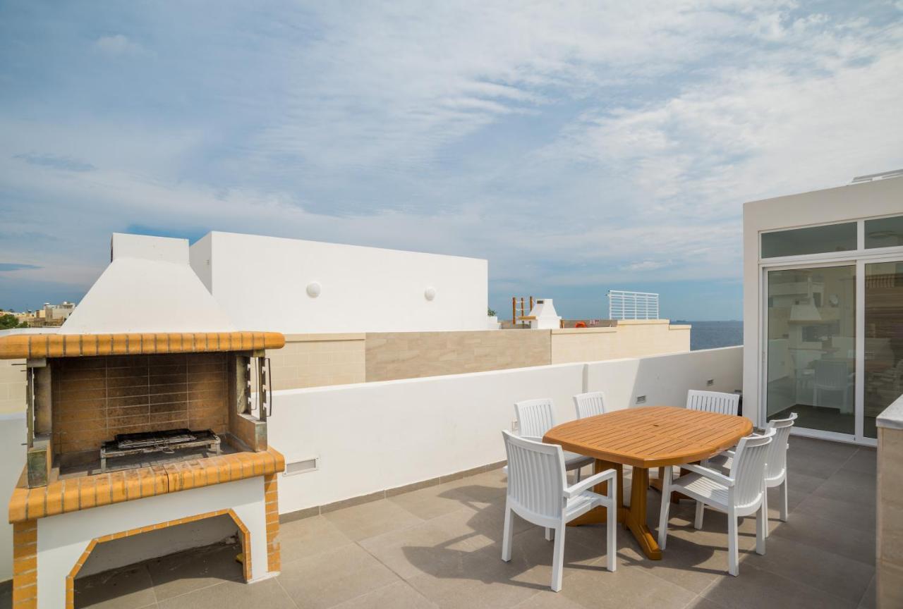 The Sea-Bank Villa Apartments Marsaskala Esterno foto