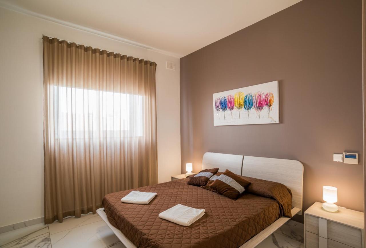 The Sea-Bank Villa Apartments Marsaskala Esterno foto
