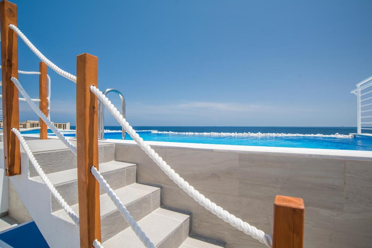 The Sea-Bank Villa Apartments Marsaskala Esterno foto